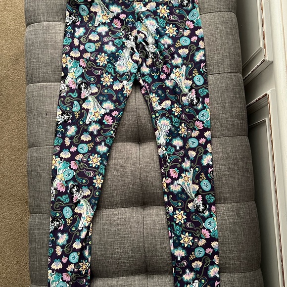 Lularoe Disney Princess and Castle leggings, NWOT - Picture 7 of 11